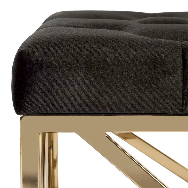 Banco rectangular de terciopelo negro capitonado con base dorada - 48.5"W x 20.3"D x 18"H