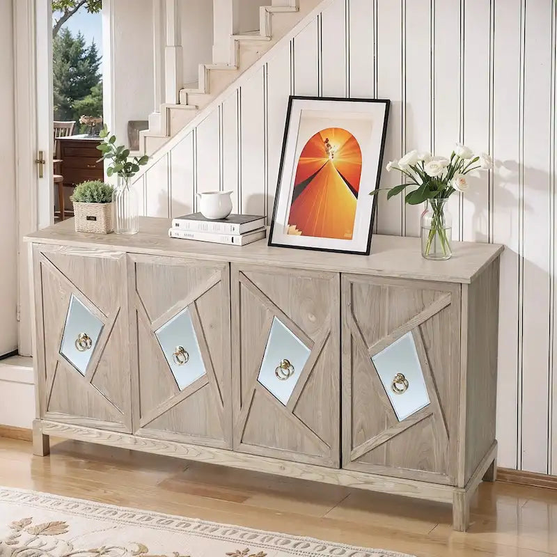 Aparador de 4 puertas con puertas decorativas espejadas