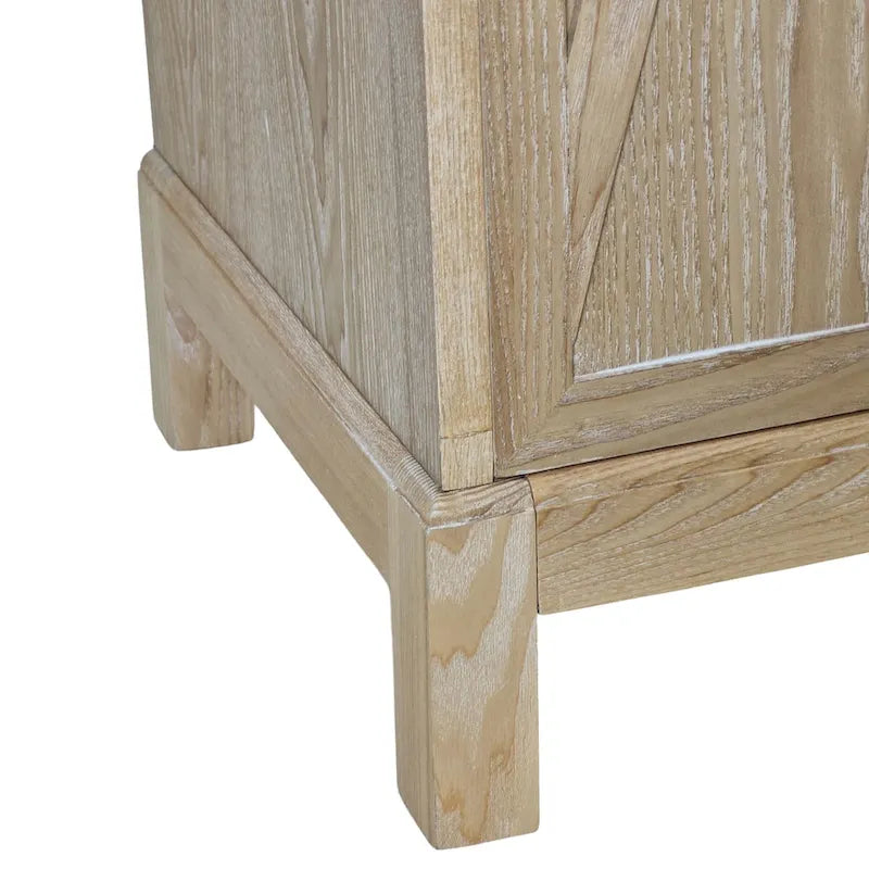 Credenza a 4 ante con ante decorative a specchio