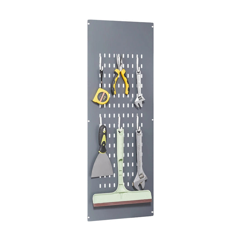 Meuble de rangement métallique avec porte verrouillable et range-balai